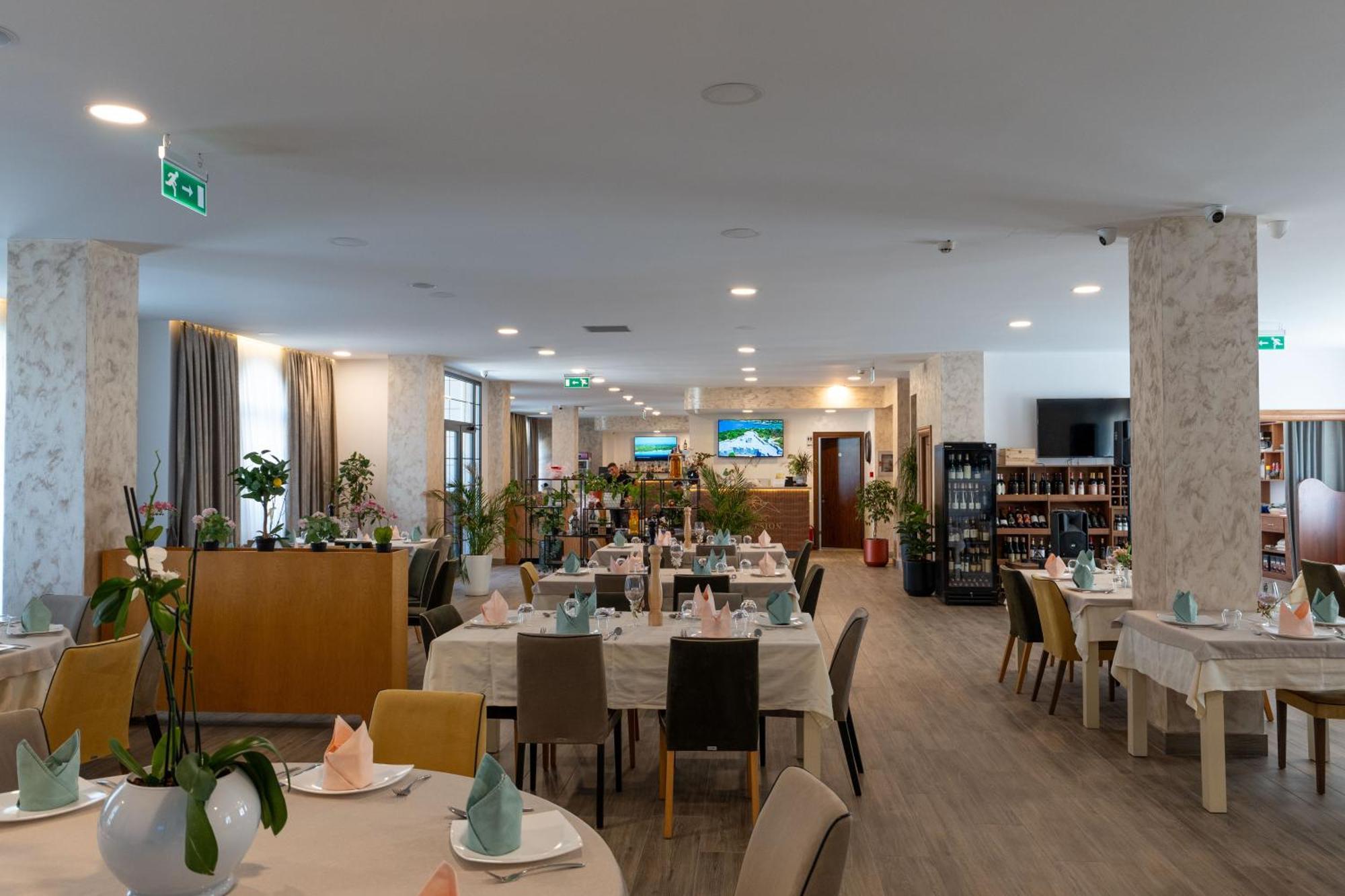 Acros Resort Vlora Kültér fotó